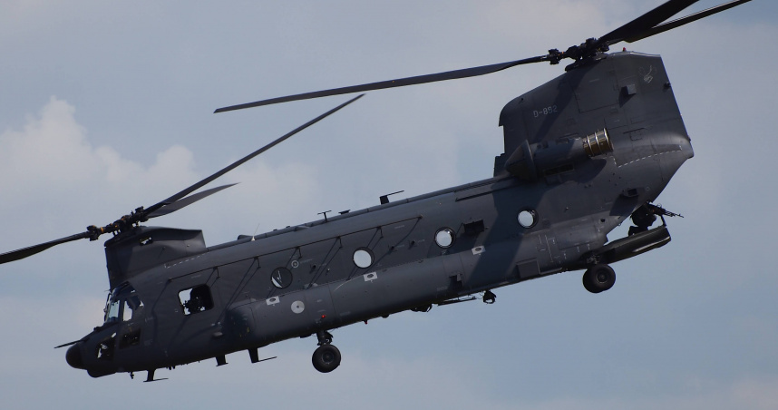 MH-47契努克軍用運輸直升機是CH-47的改良款。（圖／翻攝自維基百科）